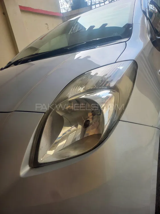 Toyota Vitz 2006 for Sale in Abbottabad Image-1