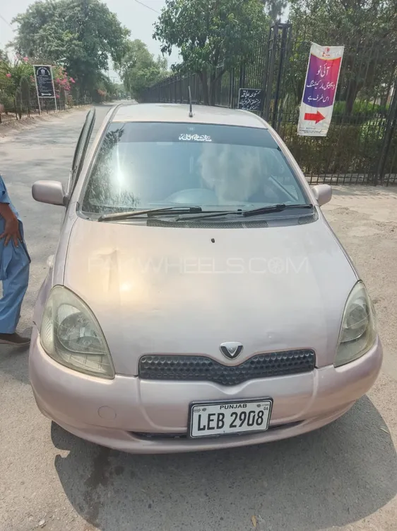 Toyota Vitz 1999 for Sale in Peshawar Image-1