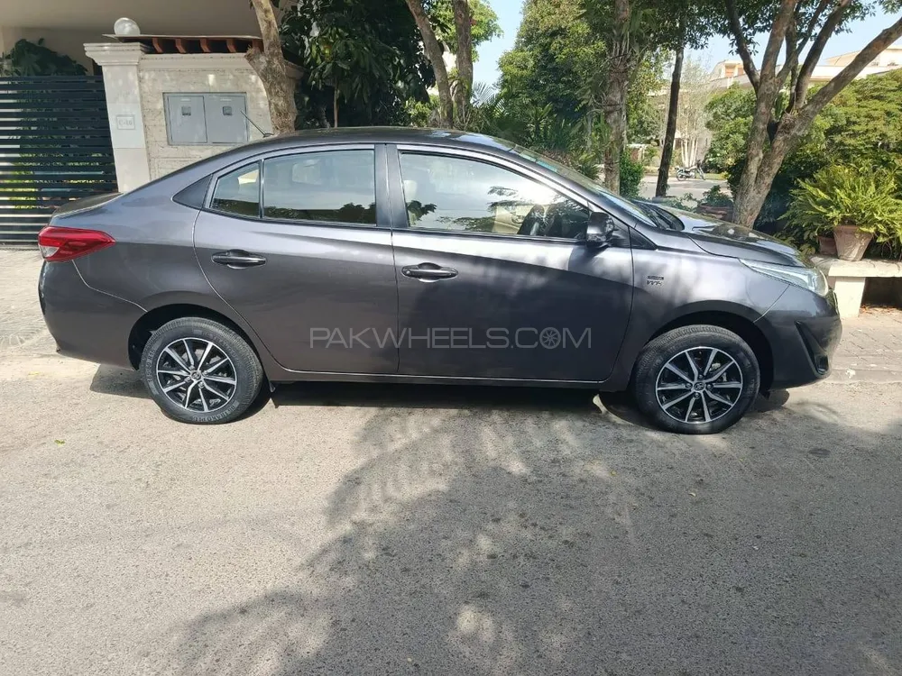 Toyota Yaris Sedan 2022 for Sale in Karachi Image-1