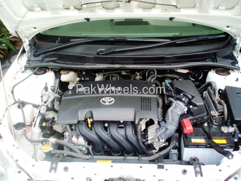 Toyota Corolla Axio 2007 for Sale in Karachi Image-1