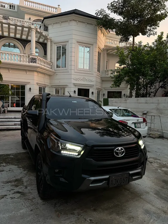 Toyota Hilux 2022 for Sale in Sialkot Image-1