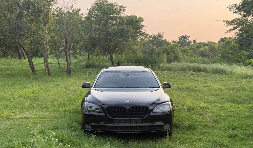 BMW 7 Series 2010 for Sale in Islamabad Image-1