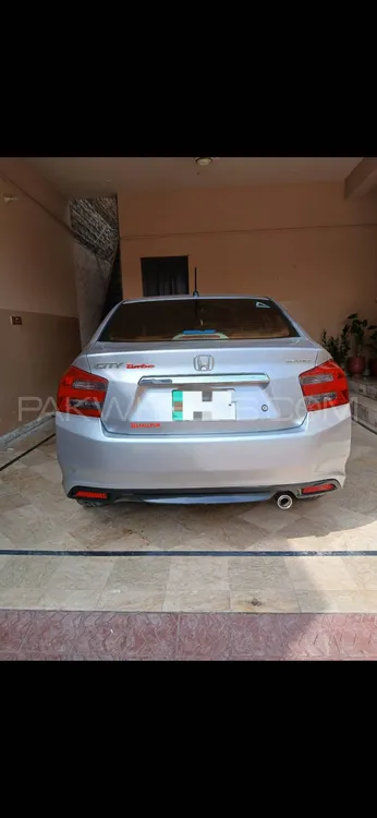 Honda City 2018 for Sale in Faisalabad Image-1