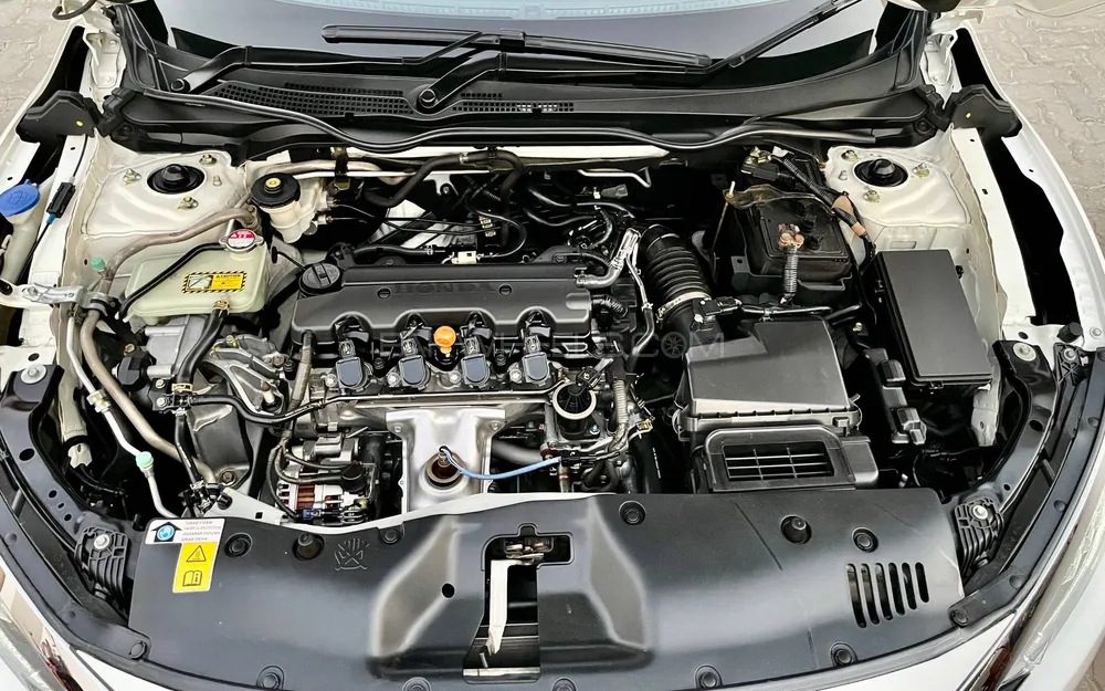Honda Civic 2020 for Sale in Burewala Image-1