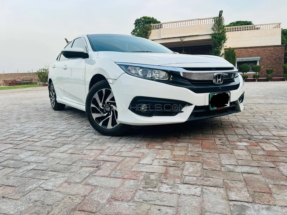 Honda Civic 2017 for Sale in Multan Image-1