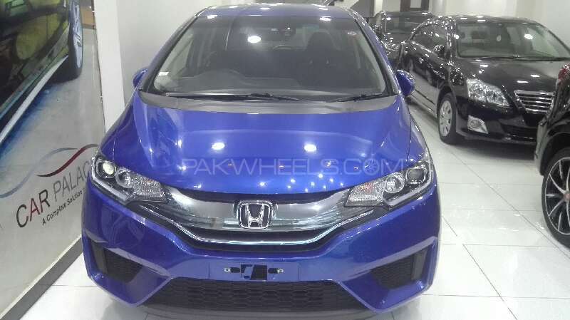 Honda Fit 2013 for Sale in Peshawar Image-1