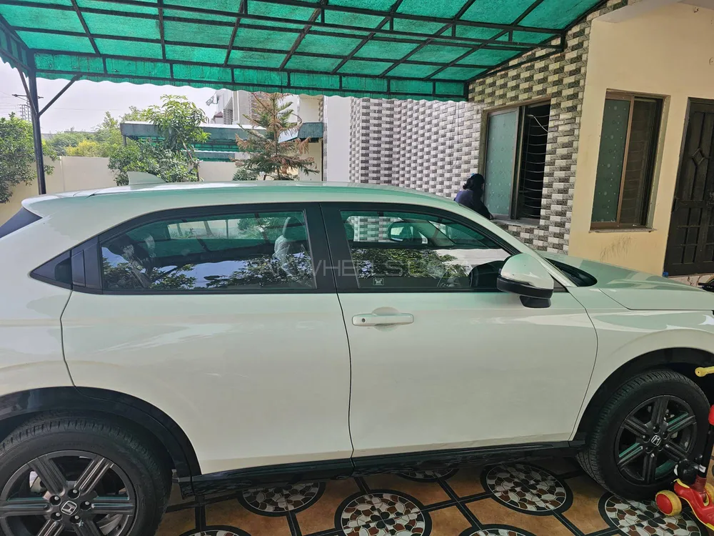 Honda HR-V 2023 for Sale in Lahore Image-1