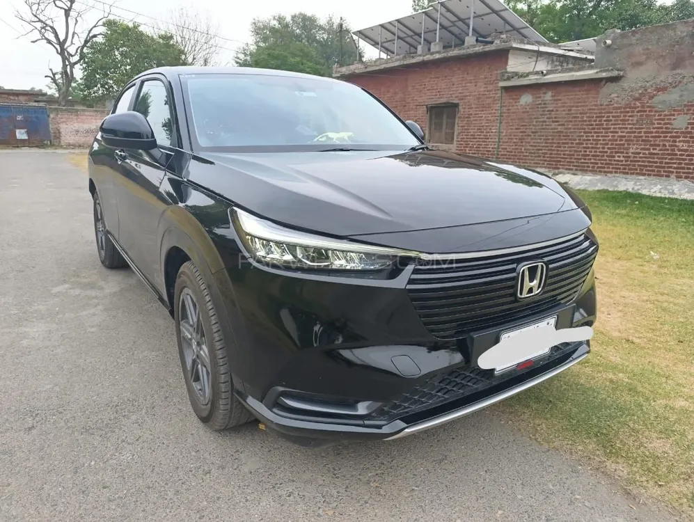 Honda HR-V 2023 for Sale in Lahore Image-1
