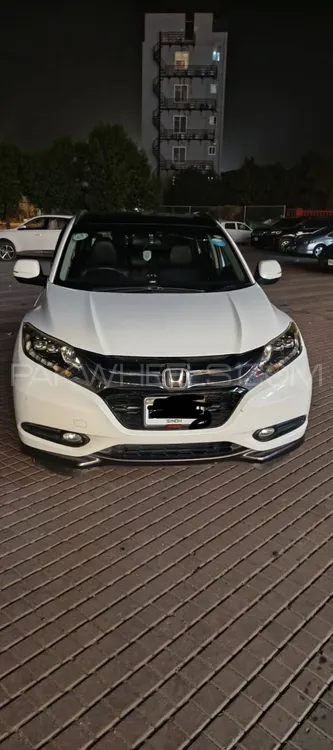 Honda Vezel 2015 for Sale in Lahore Image-1