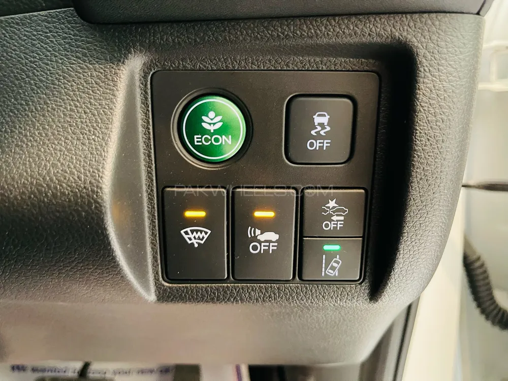 Honda Vezel 2018 for Sale in Islamabad Honda Vezel 2018 for Sale in Islamabad Image-10