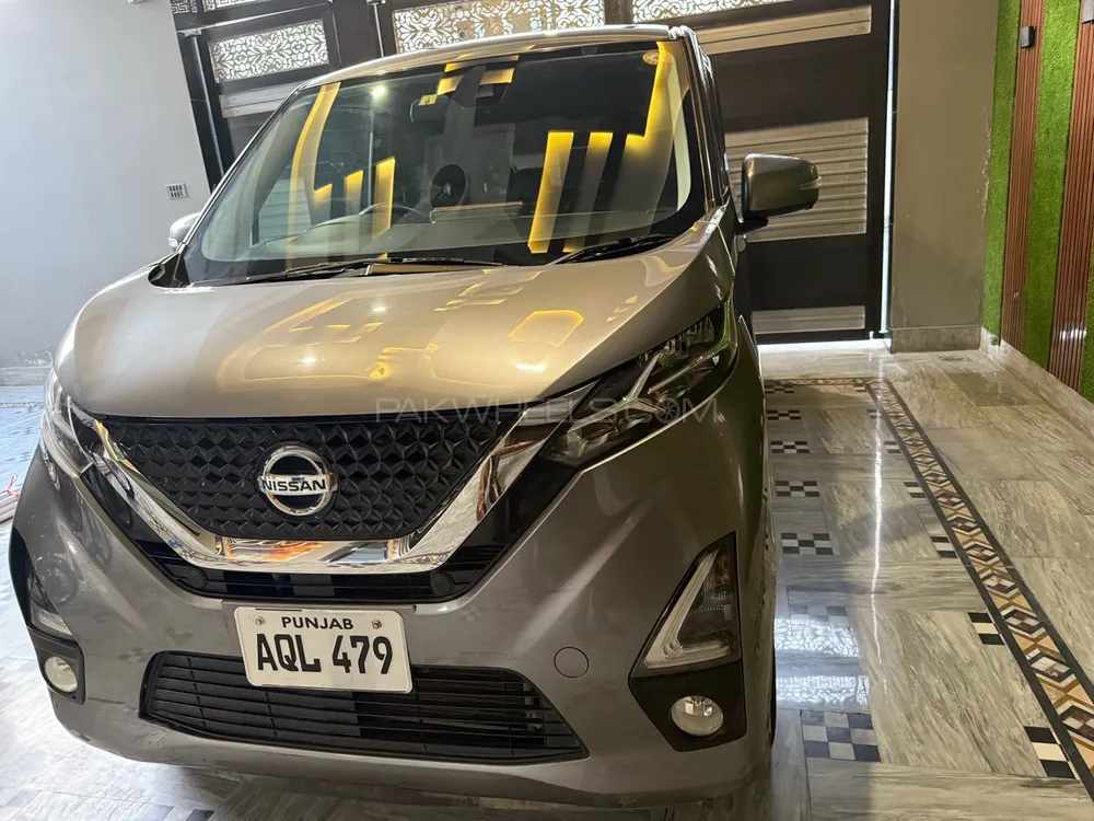 نسان ڈیز 2019 for Sale in گجرانوالہ Image-1