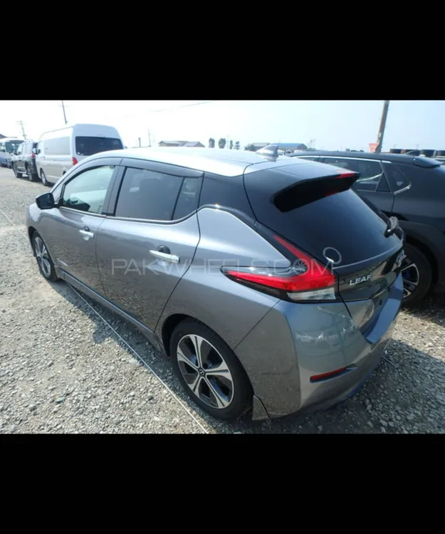 نسان لیف 2022 for Sale in لاہور نسان لیف 2022 for Sale in لاہور Image-4