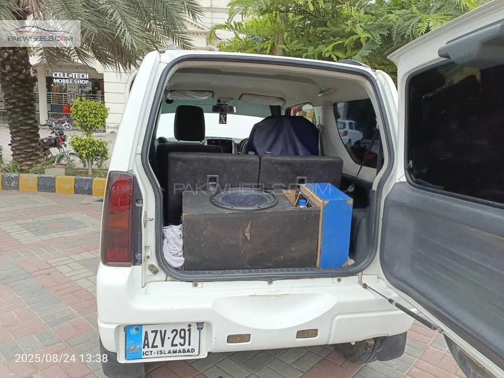 Suzuki Jimny 2017 for Sale in Gujranwala Suzuki Jimny 2017 for Sale in Gujranwala Image-8