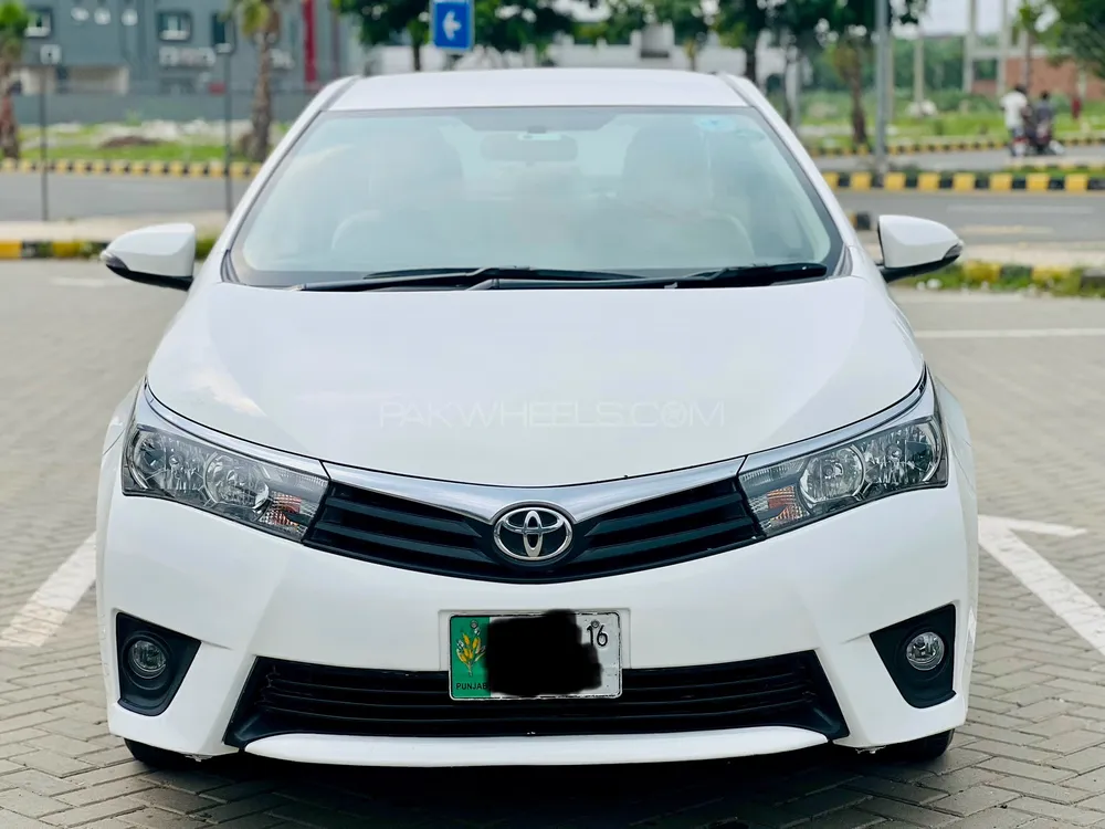 Toyota Corolla 2016 for Sale in Lahore Image-1