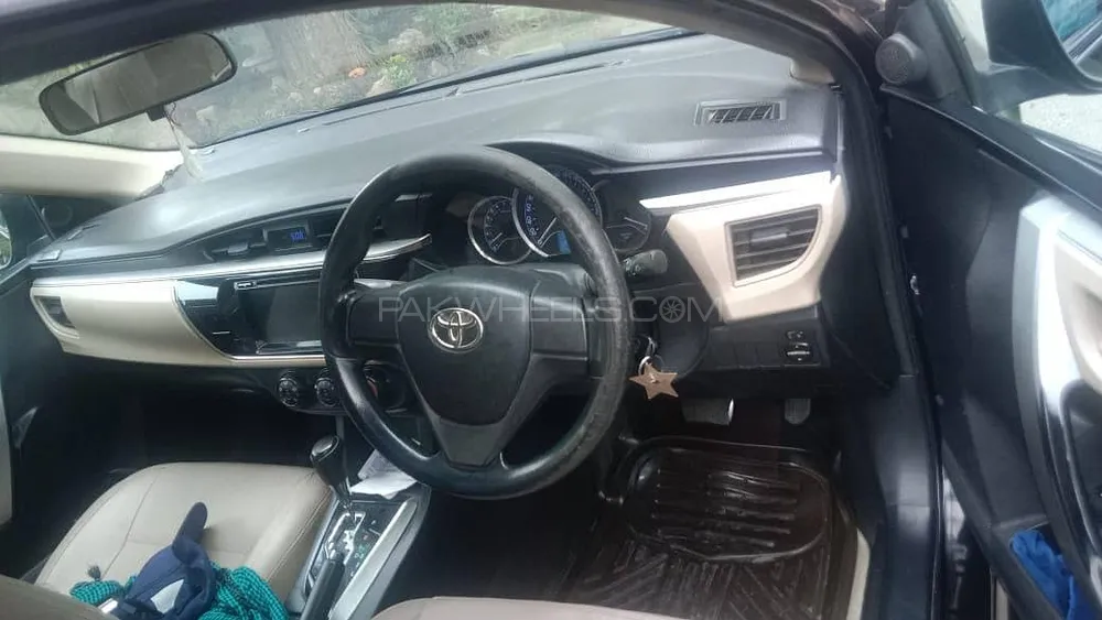 Toyota Corolla 2016 for Sale in Lahore Image-1