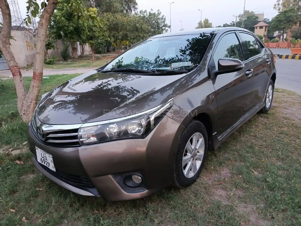 Toyota Corolla 2016 for Sale in Sargodha Image-1