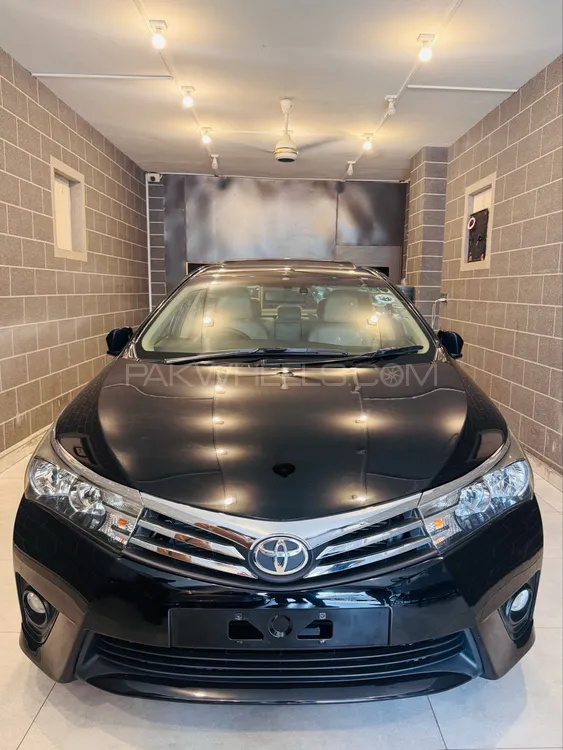 Toyota Corolla 2014 for Sale in Karachi Image-1