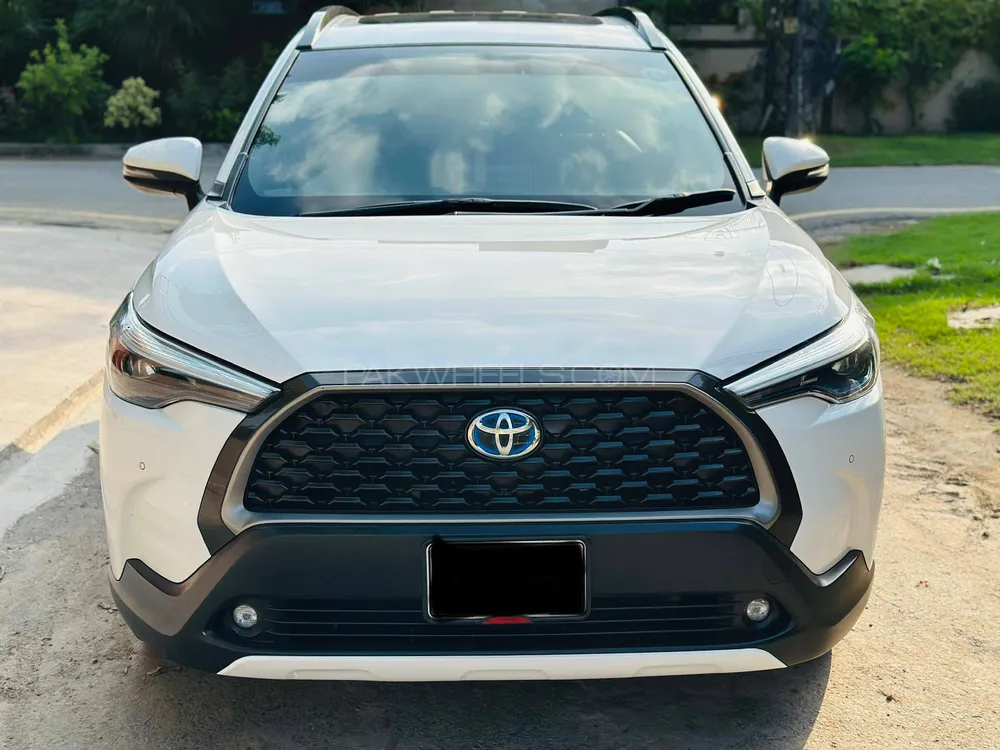 Toyota Corolla Cross 2024 for Sale in Lahore Image-1