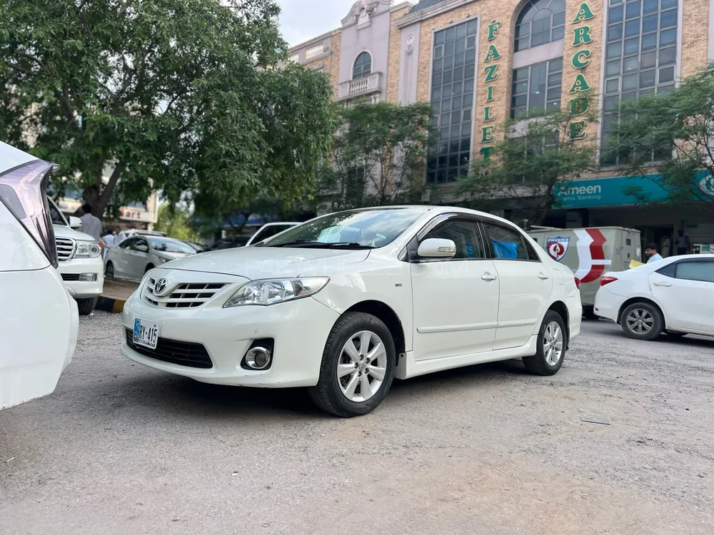 Toyota Corolla 2011 for Sale in Islamabad Image-1