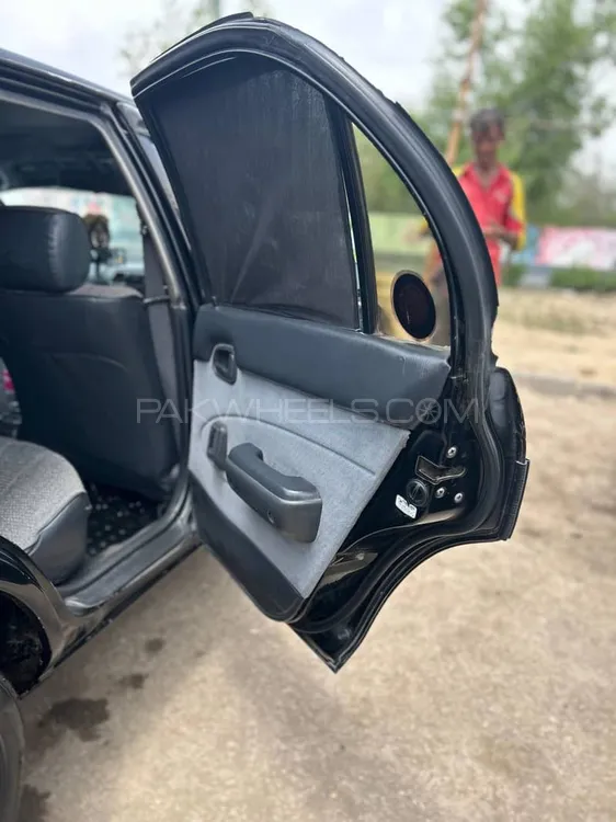 Toyota Corolla 2001 for Sale in Karachi Image-1