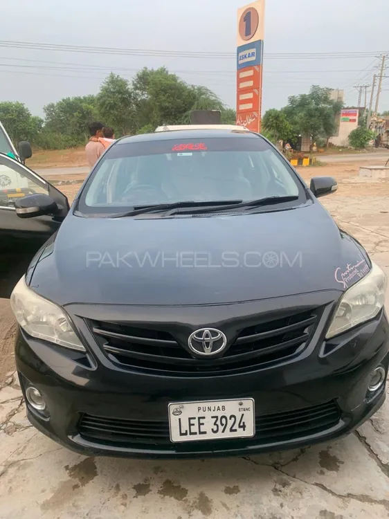 Toyota Corolla 2013 for Sale in Gujrat Image-1
