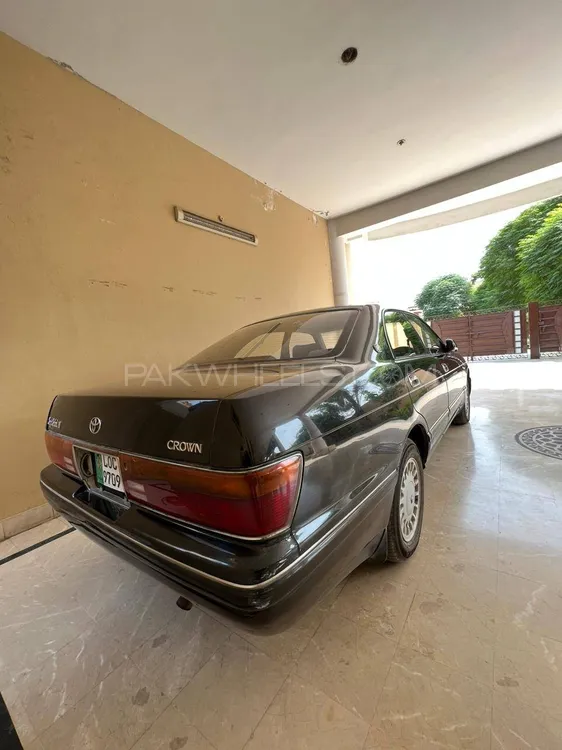 Toyota Crown 1992 for Sale in Okara Image-1