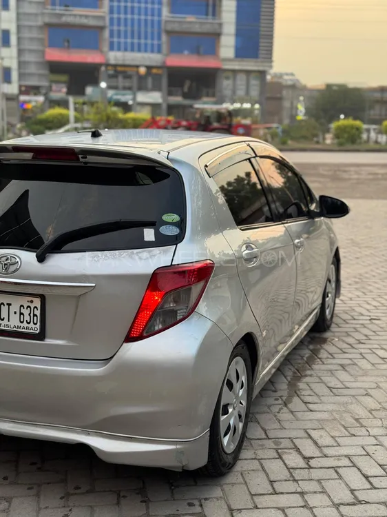 Toyota Vitz 2013 for Sale in Multan Image-1