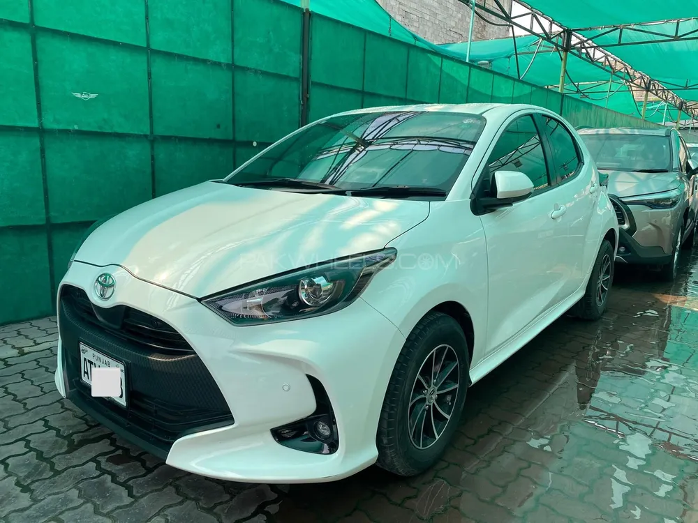 Toyota Yaris Hatchback 2021 for Sale in Lahore Image-1