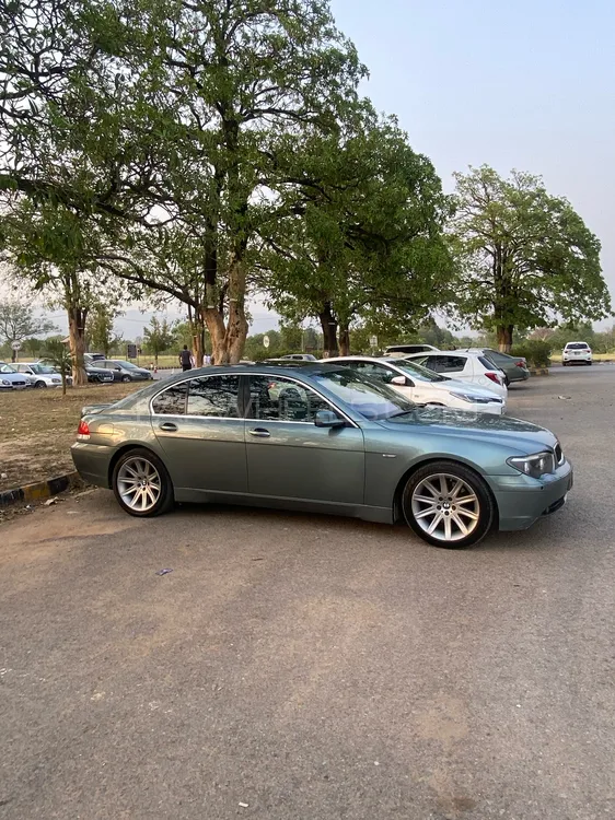 BMW 7 Series 2002 for Sale in Islamabad Image-1