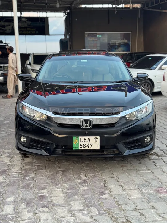 Honda Civic 2017 for Sale in Peshawar Image-1
