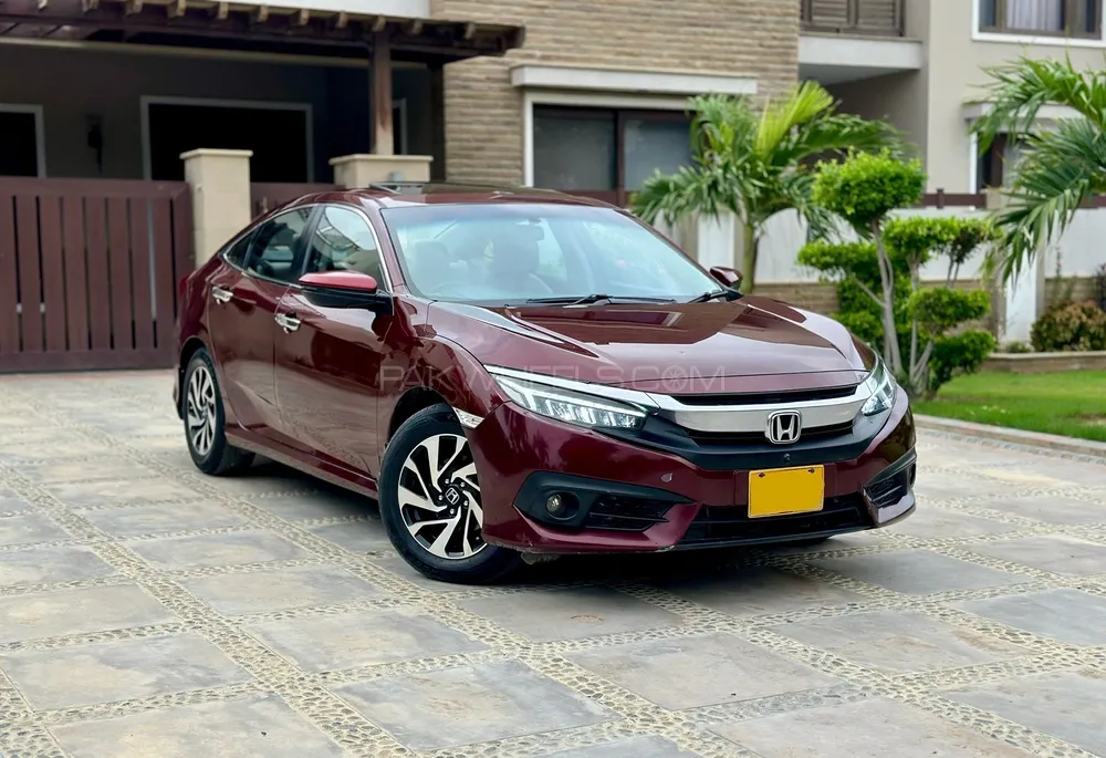 Honda Civic 2018 for Sale in Karachi Image-1