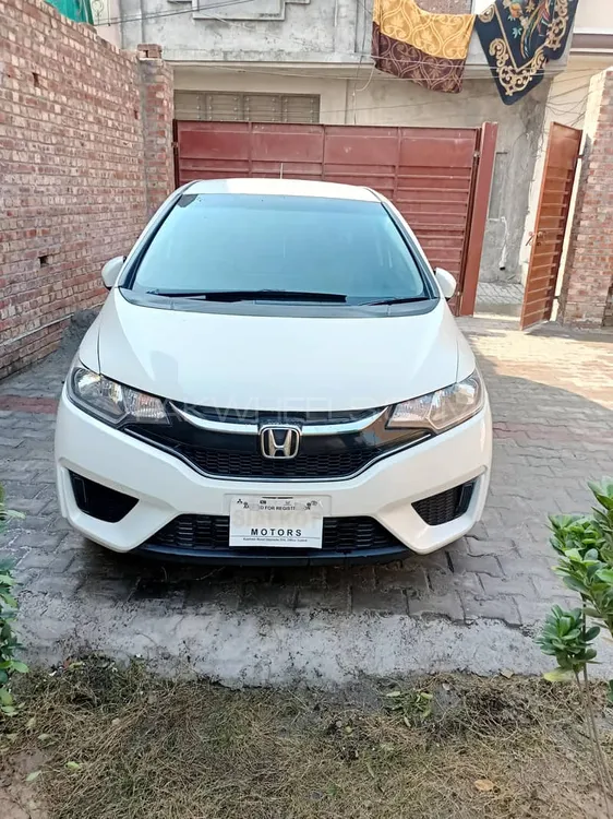 Honda Fit 2016 for Sale in Sialkot Image-1