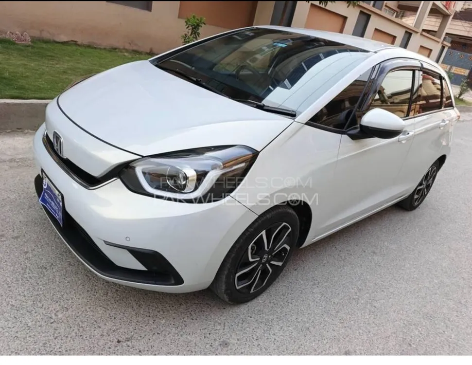 Honda Fit 2020 for Sale in Rawalpindi Image-1