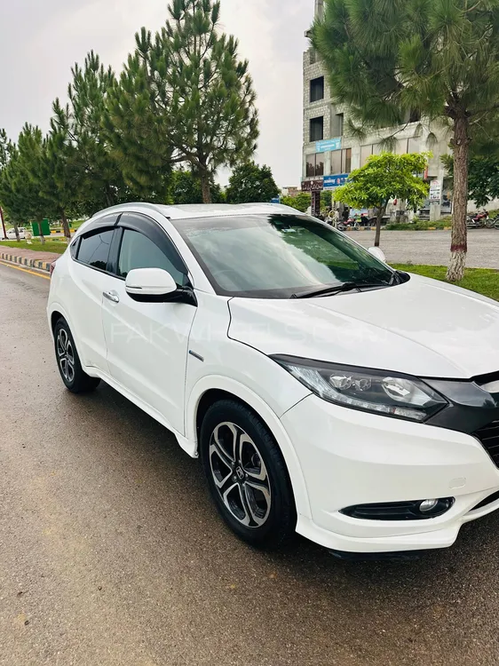 Honda Vezel 2014 for Sale in Rawalpindi Image-1