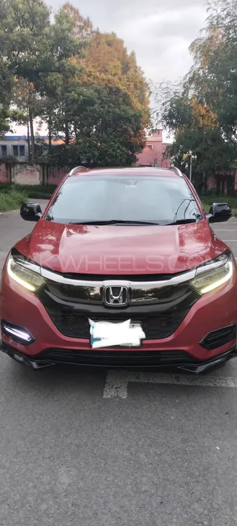 Honda Vezel 2017 for Sale in Islamabad Image-1