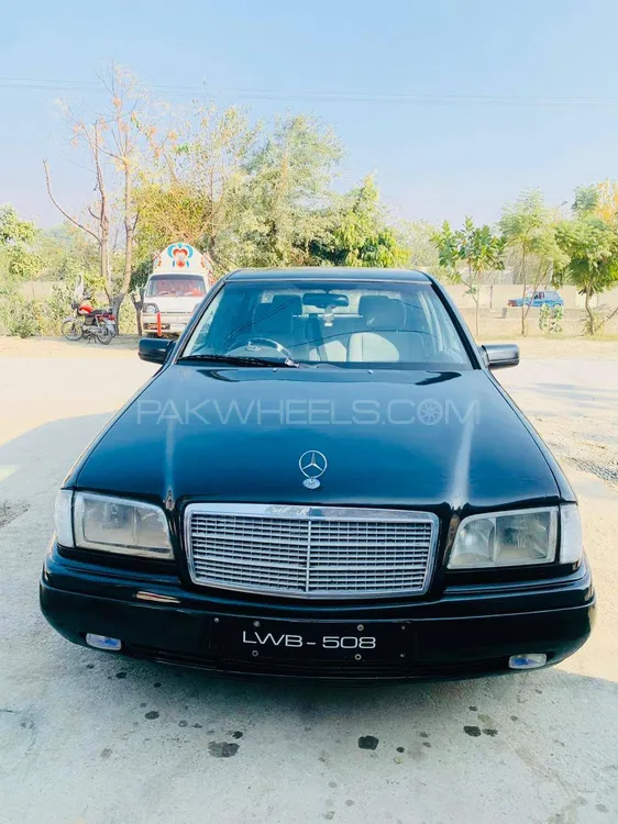 Mercedes Benz C Class 1996 for Sale in Swat Image-1