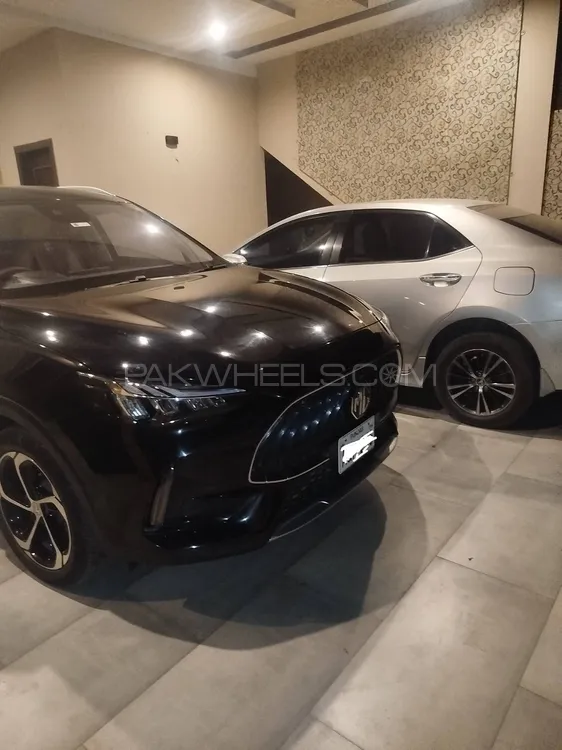 MG HS 2025 for Sale in Multan Image-1