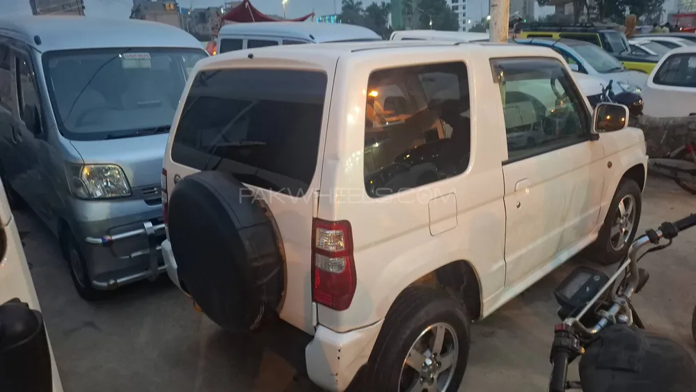 Nissan Kix 2011 for Sale in Karachi Image-1
