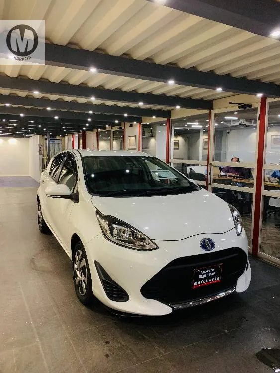 Toyota Aqua 2021 for Sale in Karachi Image-1
