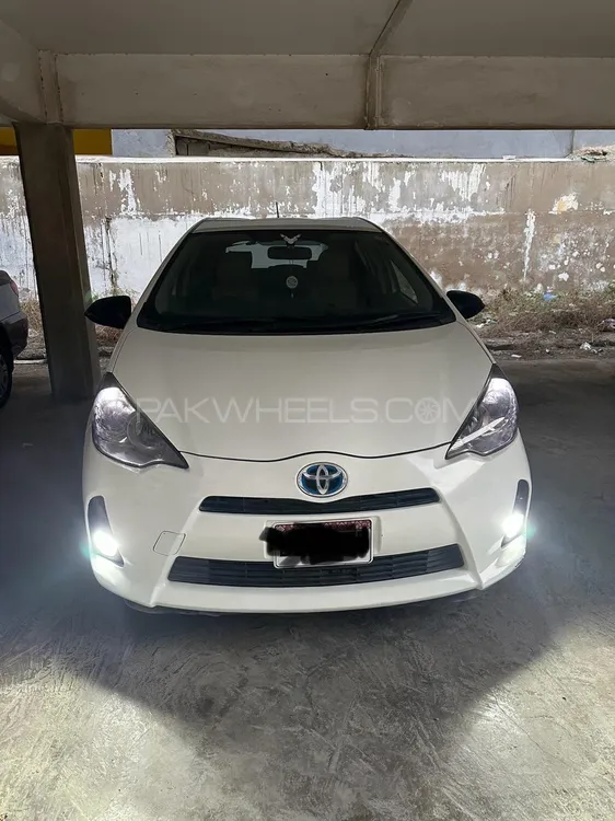 Toyota Aqua 2014 for Sale in Karachi Image-1