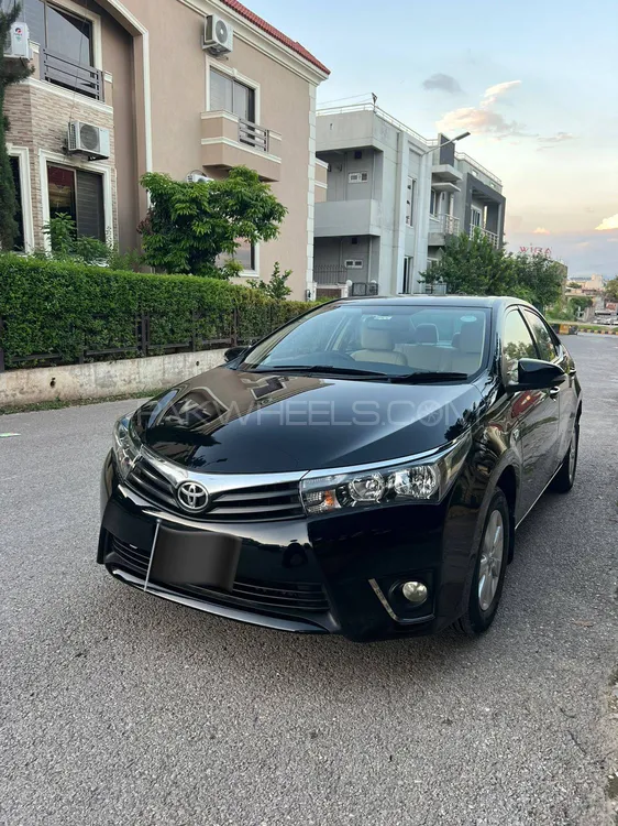Toyota Corolla 2016 for Sale in Islamabad Image-1