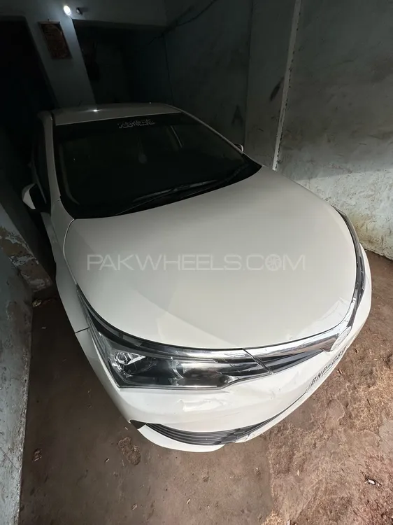 Toyota Corolla 2018 for Sale in Karachi Image-1