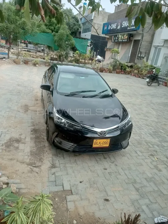 Toyota Corolla 2018 for Sale in Karachi Image-1