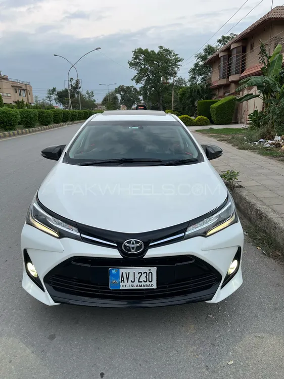 Toyota Corolla 2021 for Sale in Peshawar Image-1