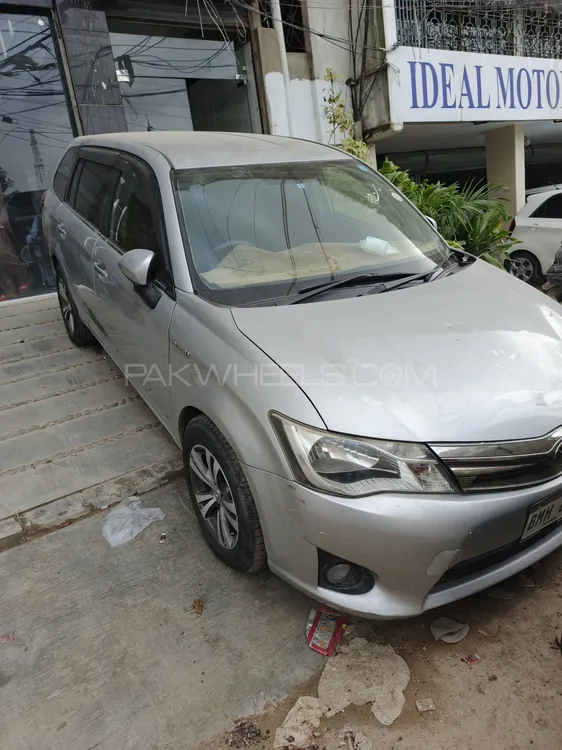 Toyota Corolla Fielder 2014 for Sale in Karachi Image-1