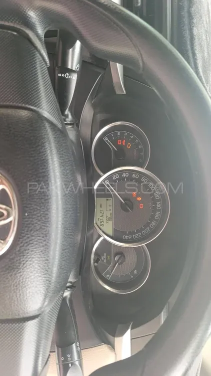 Toyota Corolla 2015 for Sale in Pattoki Image-1