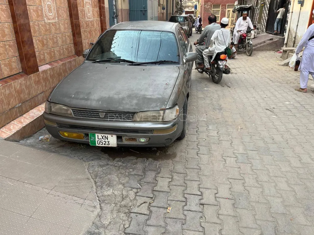 Toyota Corolla 2001 for Sale in Multan Image-1