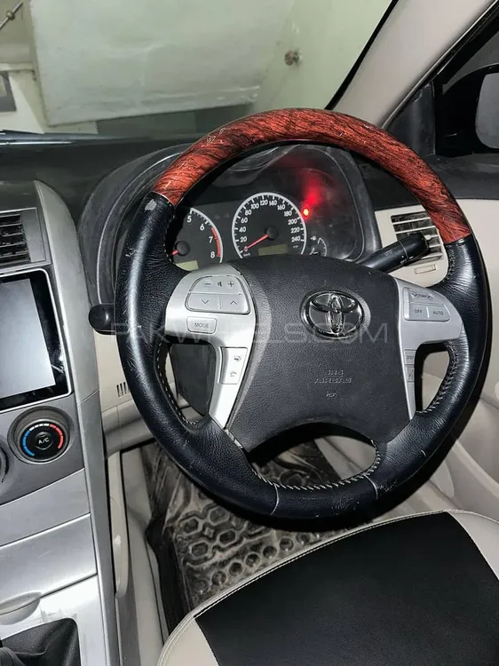 Toyota Corolla 2012 for Sale in Faisalabad Image-1