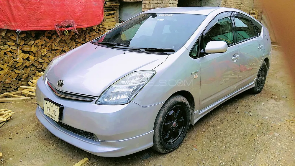 Toyota Prius 2007 for Sale in Peshawar Image-1
