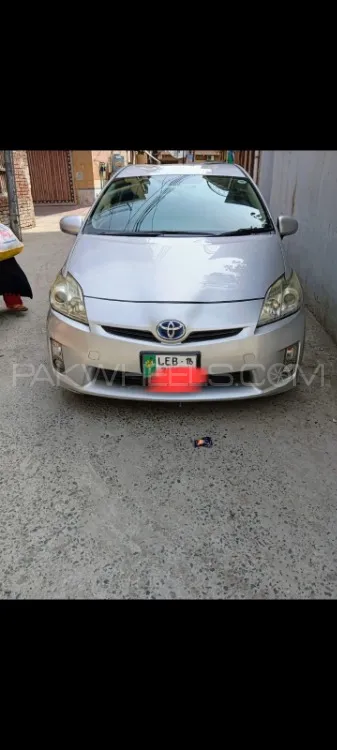 Toyota Prius 2011 for Sale in Lahore Image-1